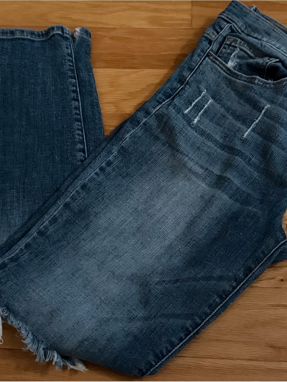 Women’s Ripped  Dark Wash Blue Jeans - Classic Straight Fit Size 13